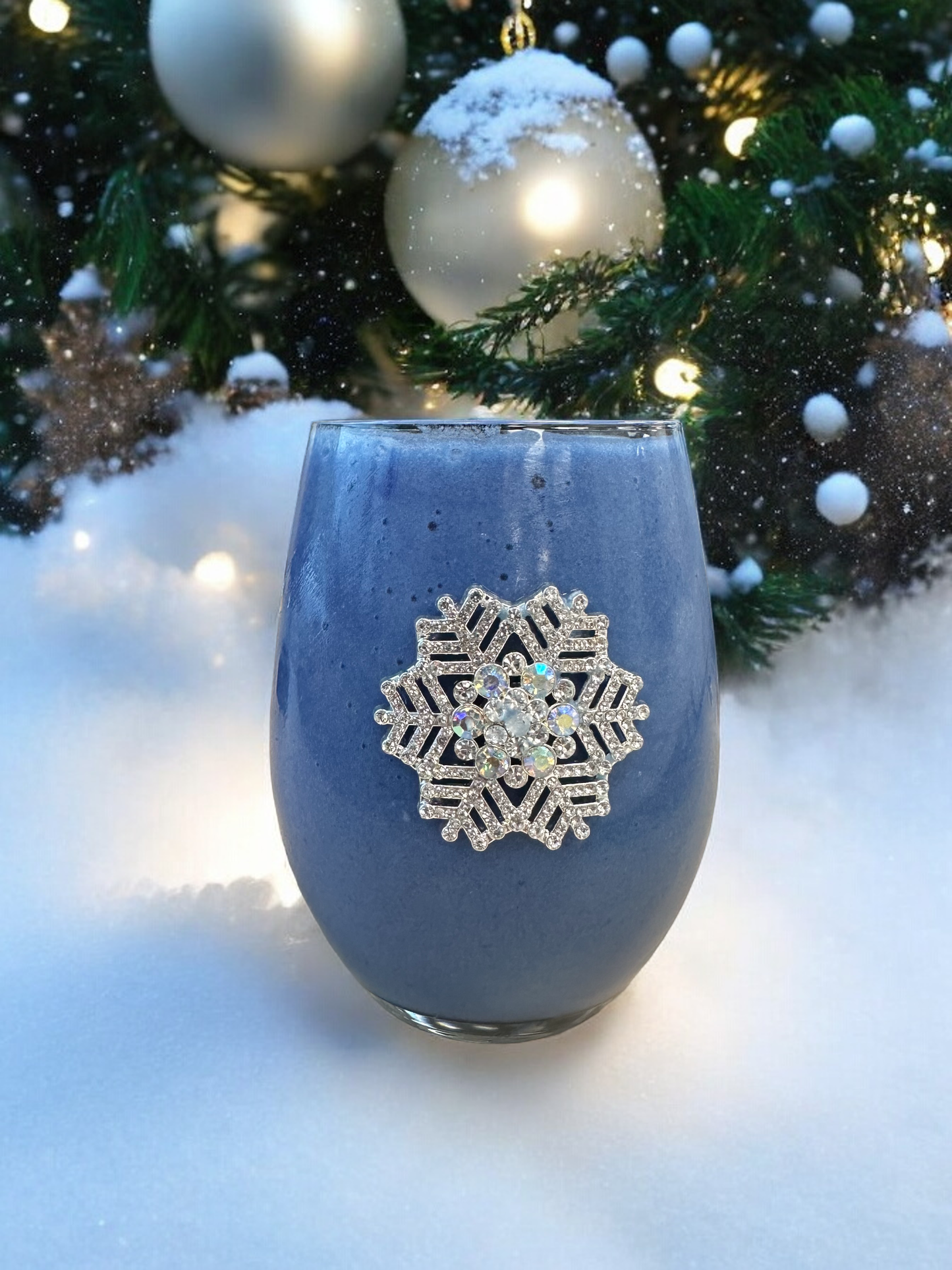 Snowflake Jeweled Stemless Wine Glass