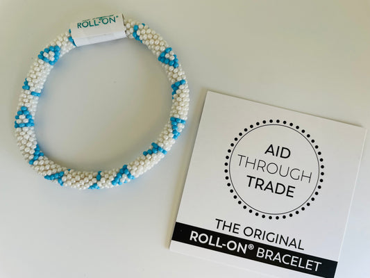 Roll-On® Bracelet Carolina Blue and White -Triangles